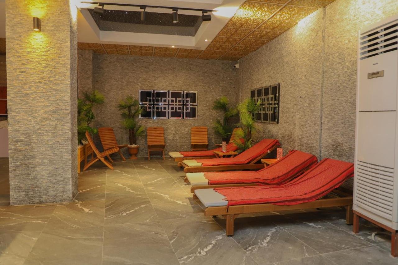 Lion Hotel Didim Exterior photo
